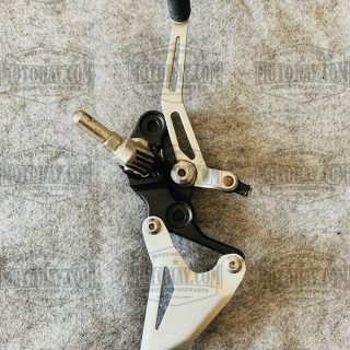 gac-chan-truoc-trai-z400-ninja400