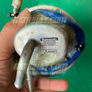 bom-xang-z800-chinh-hang